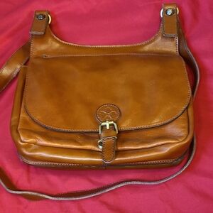 Patricia Nash London Saddle Brown Leather Bag.
